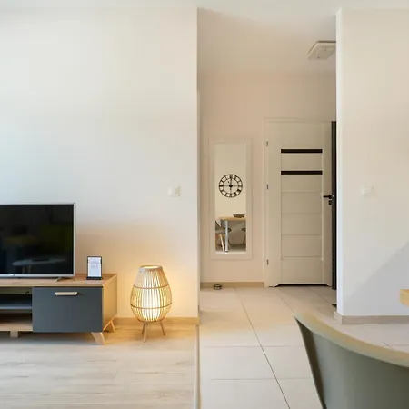 Apartamenty Suite Z Salonem, Sypialnia, Tarasem, Parkingiem, Blisko Centrum Bad Kudowa Exterior foto