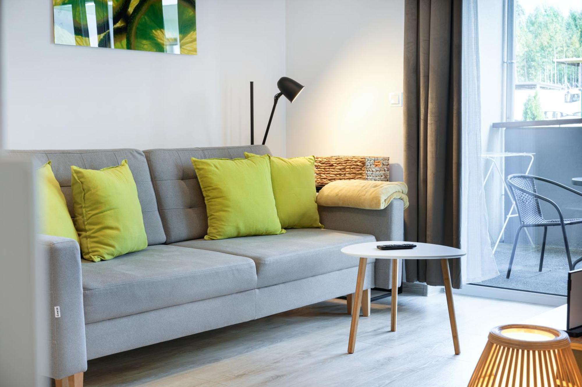 Apartment Z Salonem, Sypialnia, Tarasem, Parkingiem, Blisko Centrum *