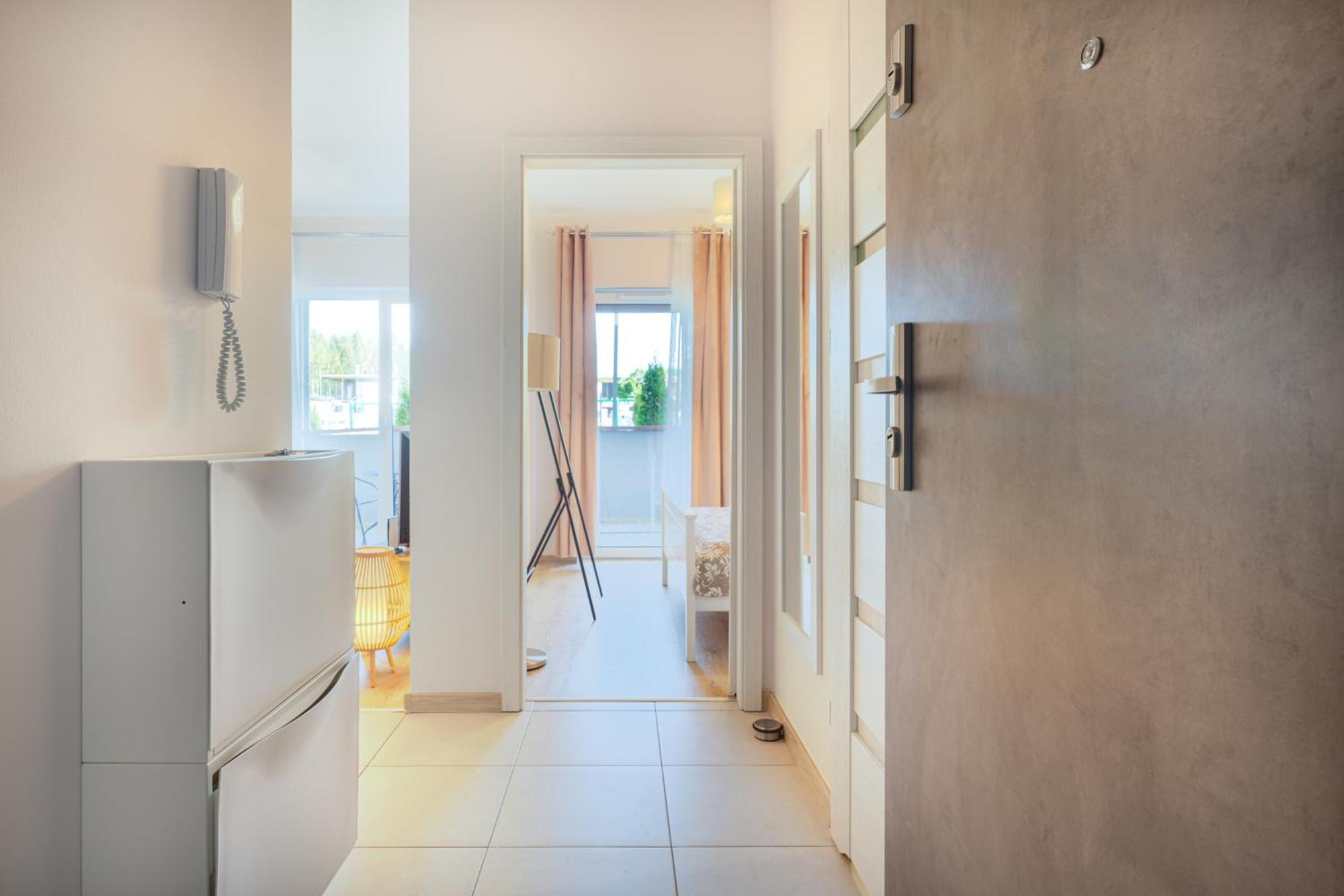 Apartment Z Salonem, Sypialnia, Tarasem, Parkingiem, Blisko Centrum